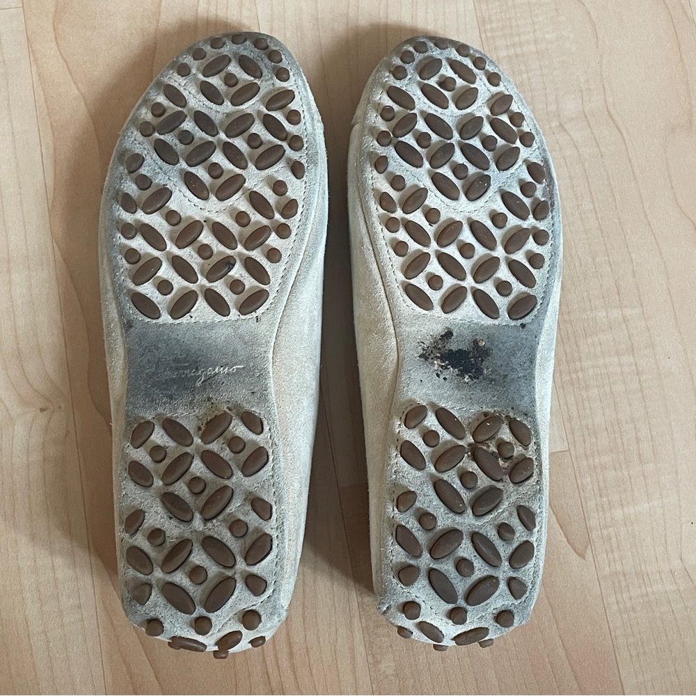 Salvatore Ferragamo beige suede ballet flats 7.5M - Picture 10 of 12